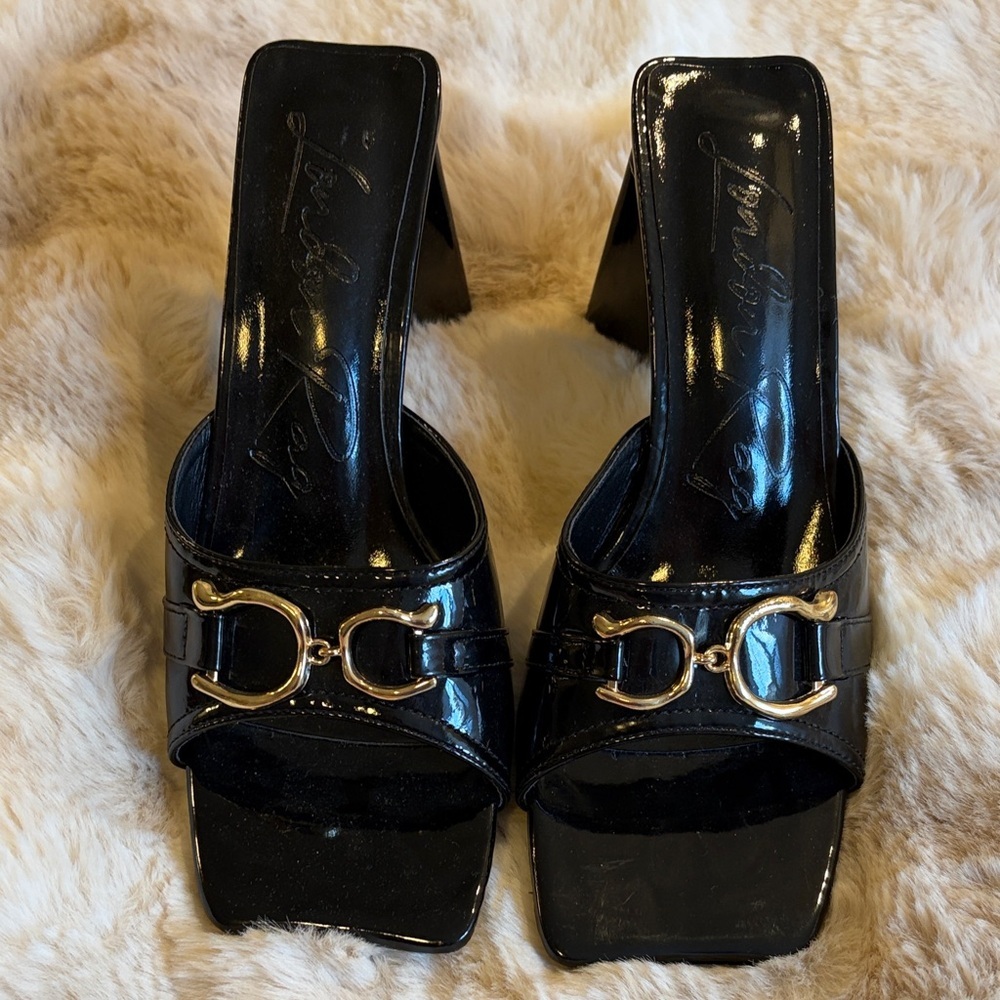 London Rag Women's Black Patent Slide Heels with Gold Horsebit Accent 7 NWOT - Picture 2 of 8